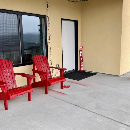 Kelowna New Lake View 2Bedrooms Close Big White Exterior photo